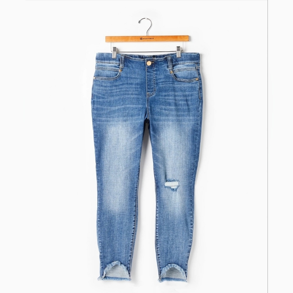 Plus Size Gia Glider Ankle Skinny Jeans by Liverpool